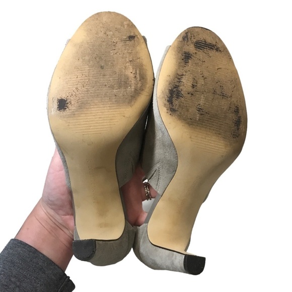 Banana Republic Rylee Suede Grey peep toe heels ankle strap Women’s shoes sz 7.5 - Picture 8 of 10